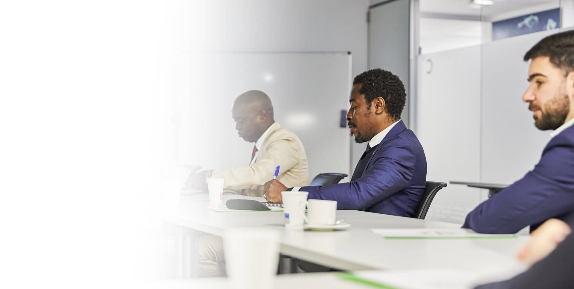 <span class='negritaslide'>MBAAM Master of Business<br> Administration in Aviation<br> Management<br> e-learning, 600h</span>