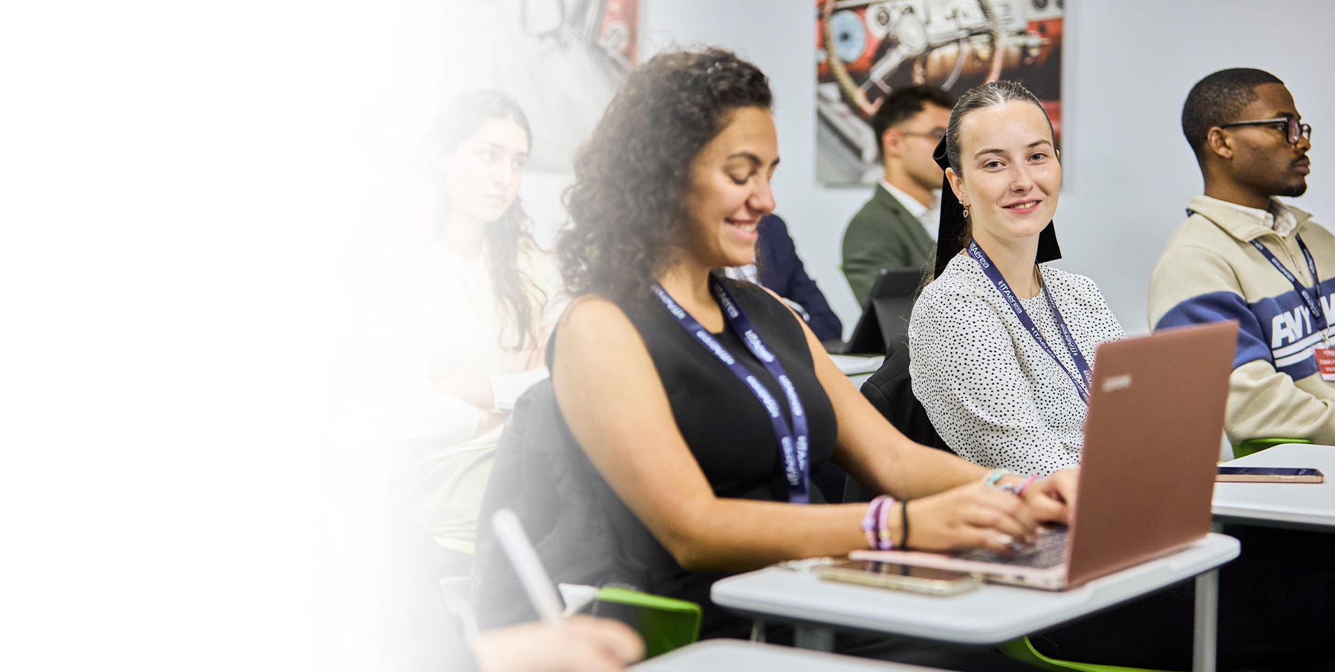 <span class='negritaslide'>Master in Sustainable<br />Air Transport Management<br />(MATSM).</span>