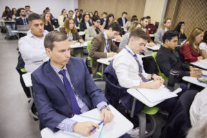 Dña. María José Cuenda, Directora General Comercial e Inmobiliaria de Aena, imparte conferencia extraordinaria en ITAérea Madrid CUEC0668 300x200 - Dña. María José Cuenda, Directora General Comercial e Inmobiliaria de Aena, imparte conferencia extraordinaria en ITAérea Madrid