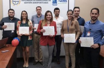 gradua 347x227 - Noticias Sede Costa Rica