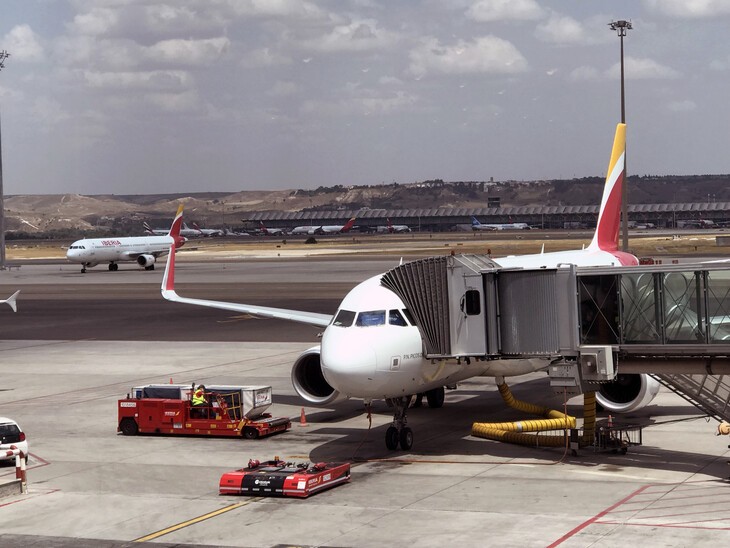 Iberia Airport Services suma ya más de 100 clientes para la operación de este verano iberia 475109750805028 thumb - Iberia Airport Services suma ya más de 100 clientes para la operación de este verano