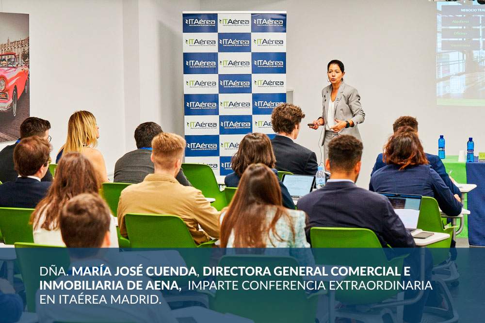 Conferencia de María José Cuenda